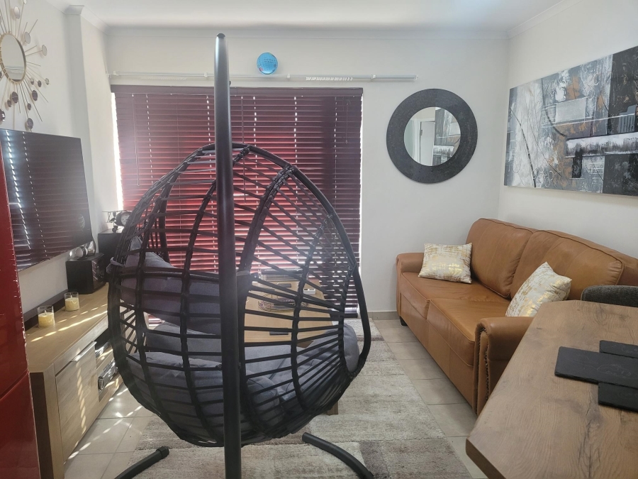 2 Bedroom Property for Sale in Stellendale Western Cape